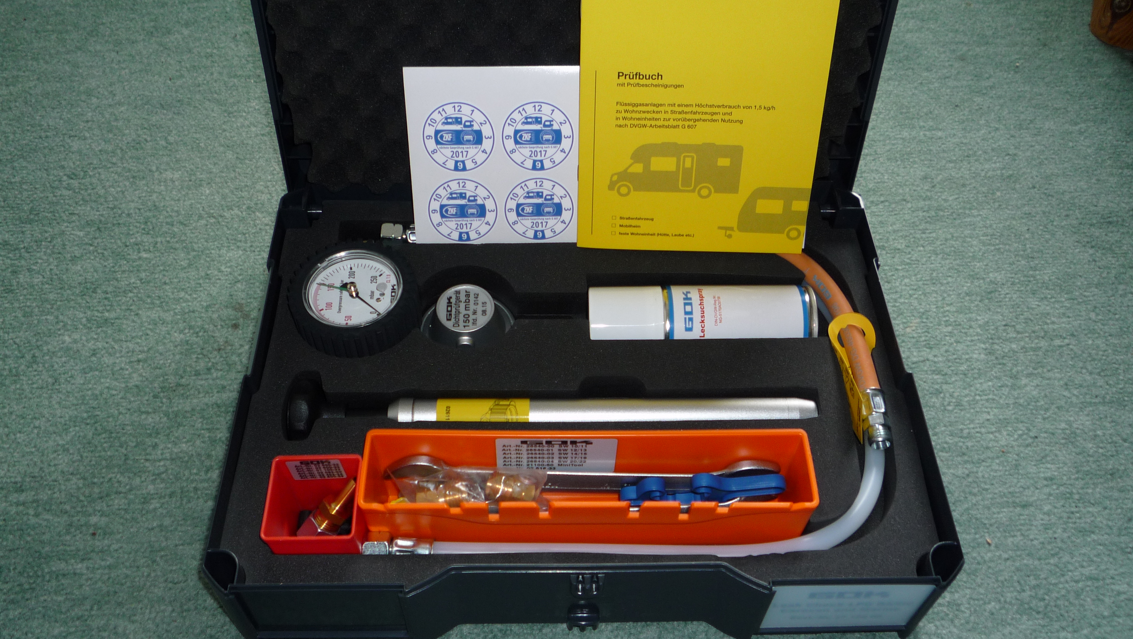 Koffer mit Prüfgerät für Gasprüfungen